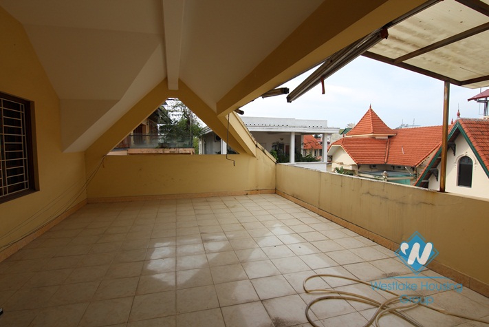 Super spacious mansion with large secluded swimming pool in Tay Ho